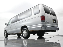Used 2009  Ford Econoline Cargo Van E-350 Super Duty Ext at Landmark Auto Credit Center near springfield&comma; IL