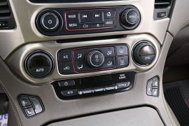 Used 2016  GMC Yukon XL 4d SUV 4WD Denali at Landmark Auto Credit Center near springfield&comma; IL