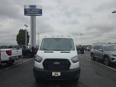 Used 2024  Ford Transit Cutaway T-350 RWD DRW WB 9950 GVWR at Landmark Auto Credit Center near springfield&comma; IL