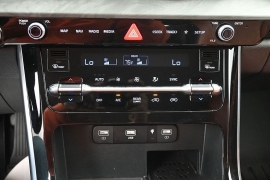 Used 2023  Kia Carnival SX Prestige FWD at Landmark Auto Credit Center near springfield&comma; IL