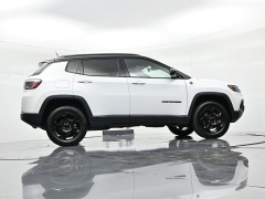 Used 2023  Jeep Compass Trailhawk 4x4 at Landmark Auto Credit Center near springfield&comma; IL