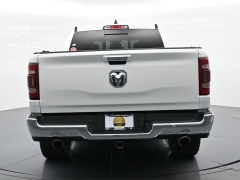 Used 2020  Ram 1500 4WD Crew Cab Laramie at Landmark Auto Credit Center near springfield&comma; IL