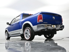 Used 2016  Ram 1500 4WD Crew Cab Laramie at Landmark Auto Credit Center near springfield&comma; IL