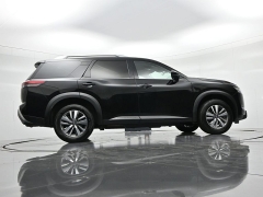 Used 2025  Nissan Pathfinder SL 2WD at Landmark Auto Credit Center near springfield&comma; IL