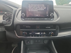 Used 2024  Nissan Rogue AWD SV at Landmark Auto Credit Center near springfield&comma; IL