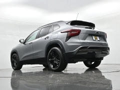 Used 2025  Chevrolet Trax FWD 4dr ACTIV at Landmark Auto Credit Center near springfield&comma; IL