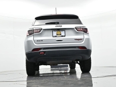 Used 2025  Jeep Compass Trailhawk 4x4 at Landmark Auto Credit Center near springfield&comma; IL