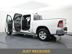 Used 2022  Ram 1500 4WD Big Horn Crew Cab 5'7" Box at Landmark Auto Credit Center near springfield&comma; IL