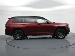 Used 2023  Jeep Grand Cherokee L Summit Reserve 4x4 at Landmark Auto Credit Center near springfield&comma; IL
