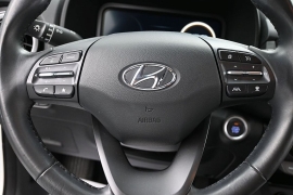 Used 2022  Hyundai Kona Limited DCT FWD at Landmark Auto Credit Center near springfield&comma; IL