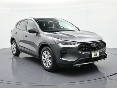 Used 2025  Ford Escape Active FWD at Landmark Auto Credit Center near springfield&comma; IL