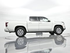 Used 2023  Nissan Frontier Crew Cab 4x2 SV Auto at Landmark Auto Credit Center near springfield&comma; IL
