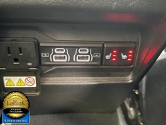 Used 2023  Jeep Grand Cherokee Limited 4x2 at Landmark Auto Credit Center near springfield&comma; IL