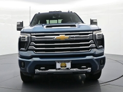 Used 2024  Chevrolet Silverado 3500HD 4WD Crew Cab 159" High Country Dsl at Landmark Auto Credit Center near springfield&comma; IL
