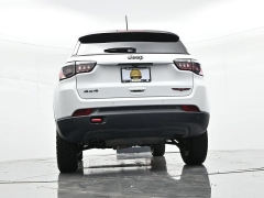 Used 2025  Jeep Compass Trailhawk 4x4 at Landmark Auto Credit Center near springfield&comma; IL