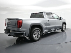 Used 2023  GMC Sierra 1500 4WD Crew Cab 147" Denali at Landmark Auto Credit Center near springfield&comma; IL