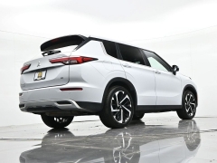 Used 2023  Mitsubishi Outlander SE S-AWC at Landmark Auto Credit Center near springfield&comma; IL