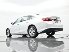 Used 2024  Chevrolet Malibu 4dr Sdn 1LT at Landmark Auto Credit Center near springfield&comma; IL