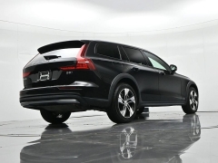 Used 2024  Volvo V60 Cross Country B5 AWD Plus at Landmark Auto Credit Center near springfield&comma; IL