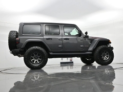 Used 2018  Jeep Wrangler Unlimited 4d SUV 4WD Rubicon at Landmark Auto Credit Center near springfield&comma; IL