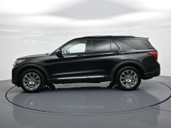 Used 2026  Ford Explorer Platinum 4WD at Landmark Auto Credit Center near springfield&comma; IL