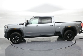 Used 2024  GMC Sierra 2500HD 4WD Crew Cab 159" AT4 at Landmark Auto Credit Center near springfield&comma; IL