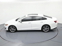 Used 2020  Chevrolet Malibu 4d Sedan Premier at Landmark Auto Credit Center near springfield&comma; IL