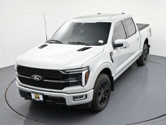 Used 2024  Ford F-150 Platinum 4WD SuperCrew Box at Landmark Auto Credit Center near springfield&comma; IL