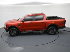 Used 2024  Ford Ranger XLT 4WD SuperCrew 5' Box at Landmark Auto Credit Center near springfield&comma; IL