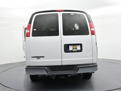 Used 2018  Chevrolet Express Wagon 3500 Wagon LT at Landmark Auto Credit Center near springfield&comma; IL