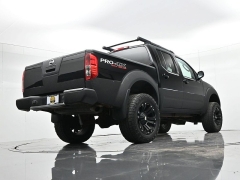 Used 2011  Nissan Frontier 4WD Crew Cab SWB Auto PRO-4X at Landmark Auto Credit Center near springfield&comma; IL