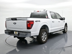 Used 2024  Ford F-150 XLT 4WD SuperCrew 5&period;5' Box at Landmark Auto Credit Center near springfield&comma; IL