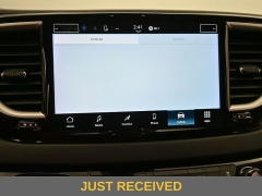 Used 2024  Chrysler Pacifica Touring L FWD at Landmark Auto Credit Center near springfield&comma; IL