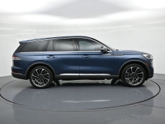 Used 2020  Lincoln Aviator 4d SUV AWD Reserve at Landmark Auto Credit Center near springfield&comma; IL
