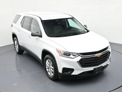 Used 2021  Chevrolet Traverse AWD 4dr LS w&sol;1FL at Landmark Auto Credit Center near springfield&comma; IL