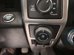 Used 2018  Ford F-150 4WD SuperCrew Platinum 5 1&sol;2 at Landmark Auto Credit Center near springfield&comma; IL