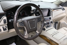 Used 2016  GMC Yukon 4d SUV 4WD Denali at Landmark Auto Credit Center near springfield&comma; IL