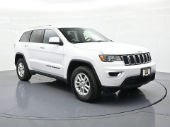 Used 2020  Jeep Grand Cherokee Laredo 4x4 at Landmark Auto Credit Center near springfield&comma; IL