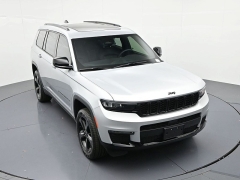 Used 2025  Jeep Grand Cherokee L Limited 4x4 at Landmark Auto Credit Center near springfield&comma; IL