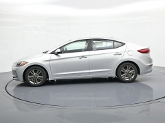 Used 2018  Hyundai Elantra 4d Sedan Limited SULEV at Landmark Auto Credit Center near springfield&comma; IL