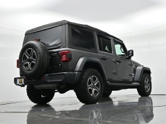 Used 2018  Jeep Wrangler Unlimited 4d SUV 4WD Sport at Landmark Auto Credit Center near springfield&comma; IL