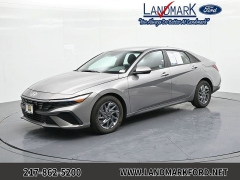  2024 Hyundai Elantra SEL Convenience IVT at Landmark Auto Credit Center near springfield&comma; IL