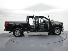 Used 2025  Ford F-150 4WD XLT SuperCrew 5&period;5' Box at Landmark Auto Credit Center near springfield&comma; IL