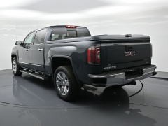 Used 2017  GMC Sierra 1500 4WD Crew Cab 143&period;5" SLT at Landmark Auto Credit Center near springfield&comma; IL