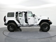 Used 2020  Jeep Wrangler Unlimited Sahara 4x4 at Landmark Auto Credit Center near springfield&comma; IL