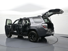 Used 2021  Toyota 4Runner SR5 Premium 4WD &lpar;Natl&rpar; at Landmark Auto Credit Center near springfield&comma; IL