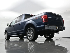 Used 2017  Ford F-150 4WD SuperCrew Lariat 5 1&sol;2 at Landmark Auto Credit Center near springfield&comma; IL