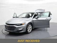 Used 2024  Chevrolet Malibu 4dr Sdn 1LT at Landmark Auto Credit Center near springfield&comma; IL