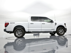 Used 2024  Ford F-150 XLT 4WD SuperCrew 5&period;5' Box at Landmark Auto Credit Center near springfield&comma; IL