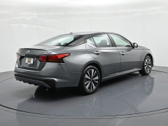 Used 2022  Nissan Altima 2&period;5 SV Sedan at Landmark Auto Credit Center near springfield&comma; IL